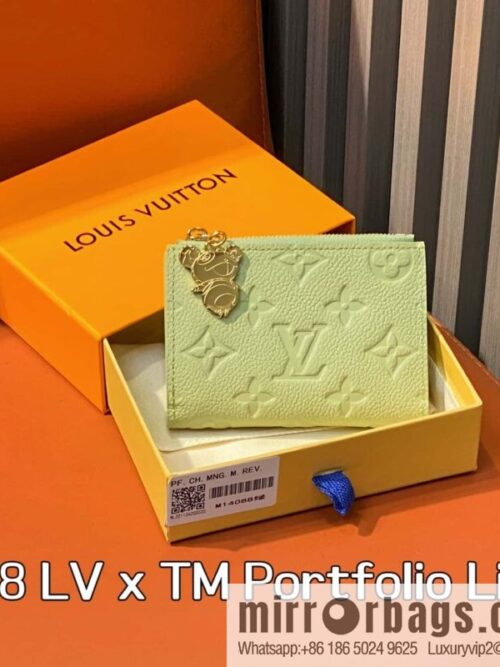 [Boutique‑grade] M14088 green white color, 20% off wallet LV x TM Portfolio Lisa wallet