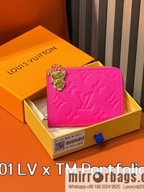 [Boutique‑grade] M13801 rose red white color, change wallet LV x TM Portfolio Noah Compact wallet