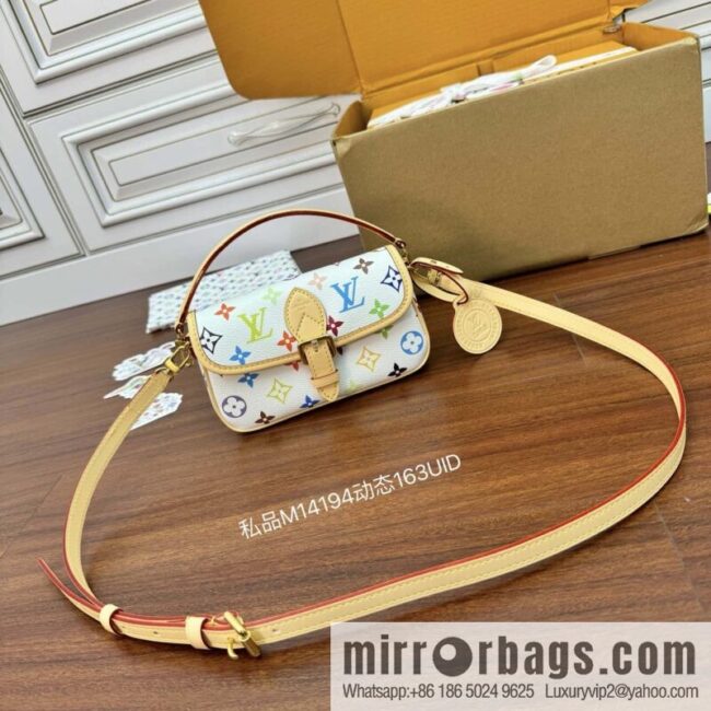 wsxc1743429132681_0-800x800dnnqqa5hl3z59186_20250630014150.jpg LV M14194 New LV x TM NANO DIANE handbag for the season