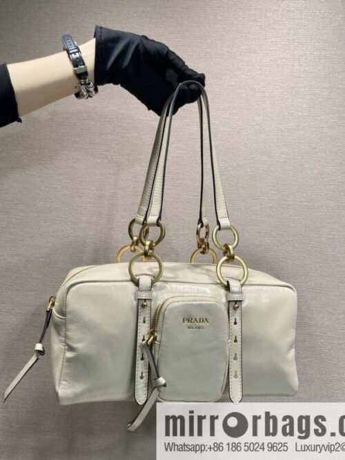 wsxc1743440558906_0-800x800tospsm3rrkx58772_20250630013725.jpg PRADA 🎉 new oil wax leather 🎉 1BB138 large🎉🎉
