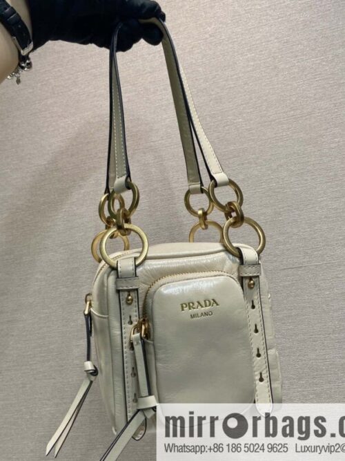 wsxc1743440807385_0-800x800kn0l1bzrdta58758_20250630013717.jpg PRADA 🎉 new oil wax skin 🎉 1BB137 S🎉
