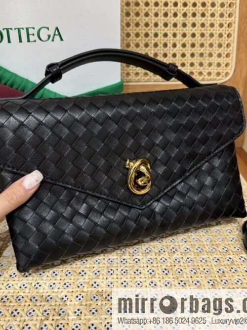 wsxc1743612270587_0-800x800nmc11o04lse58043_20250630012946.jpg BV Knot Lock Crossbody Bag 817191 Black