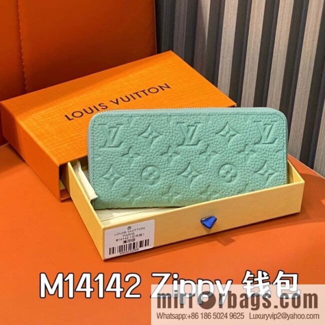 [Boutique‑grade] M14142 mint green, full leather single zipper wallet Zippy wallet