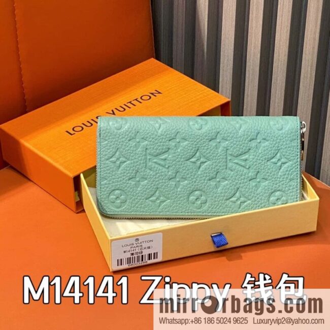 [Boutique‑grade] M14141 mint green, full leather single zipper wallet Zippy wallet