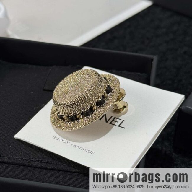 ❗️New ❗️☀️ New ☑️ Chanel Double C Straw Hat Brooch ☀️