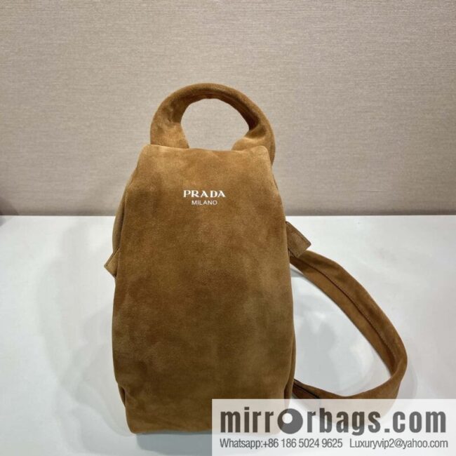 PRADA 🎉 new breast bag 🎉 2VZ114 suede🎉🎉
