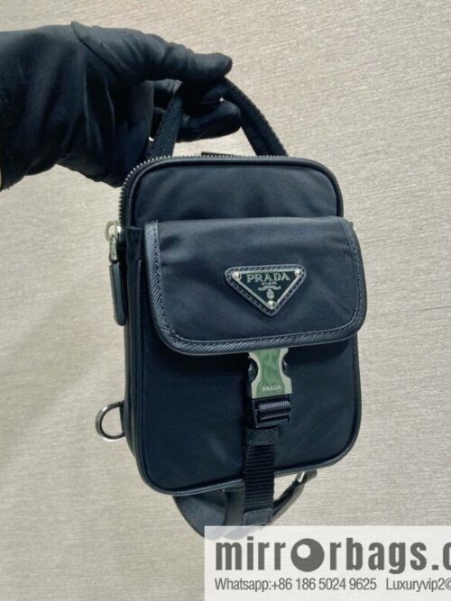 wsxc1744726519819_0-800x800oavms3o1x1147411_20250629235332.jpg PRADA 🎉 new mobile phone breast bag 🎉 2ZH194🎉🎉