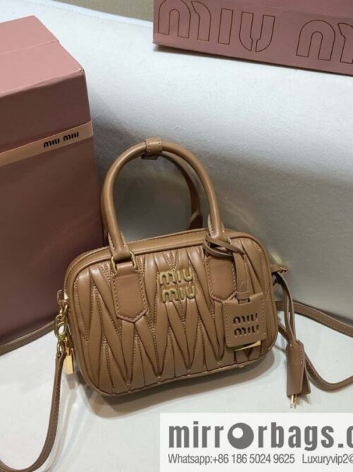 wsxc1744731554051_0-800x800r1ufxwg12ba47316_20250629235229.jpg Sheepskin Textured Retro Rectangle Bag | Leather Bowling Bag 5BB123 💕💕