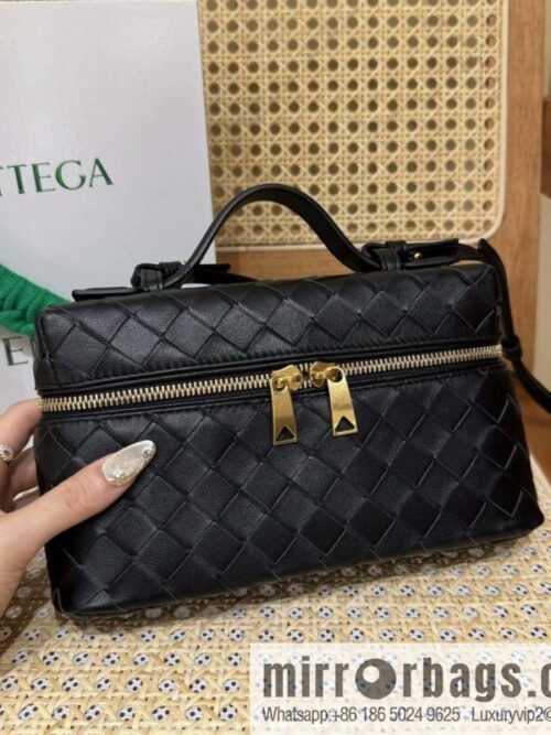 wsxc1744735099162_0-800x800dc1shpbp50f37697_20250626045550.jpg BV Bang Bang Vanity 789109 Black
