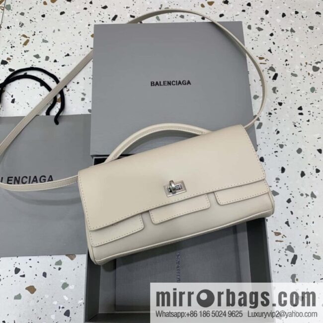 Balenciaga\'s new Bel Air Clutch flip clutch bag 843943 [light pink]