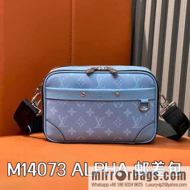 [Boutique‑grade] M14073 light blue, men\'s bag messenger bag ALPHA messenger bag