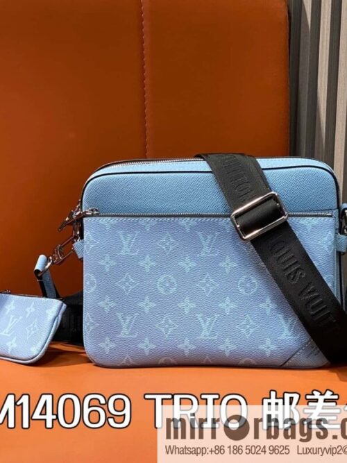 [Boutique‑grade] M14069 light blue, men\'s bag messenger bag three-piece TRIO messenger bag