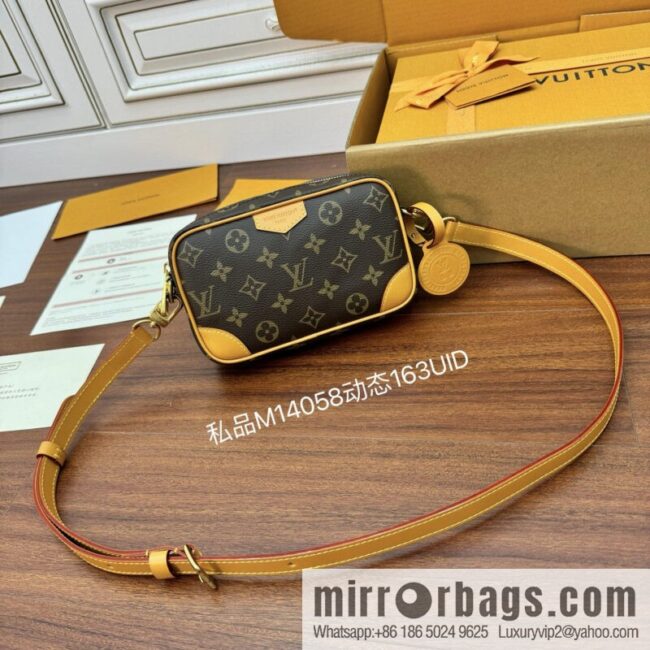 LV M14058 Trocadéro Wearable Wallet