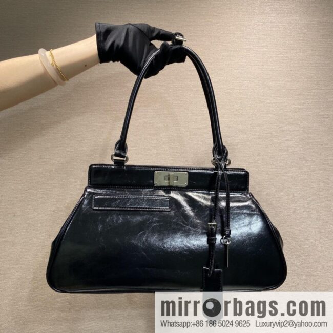 PRADA\'s new 1BG569 oil wax leather, black.