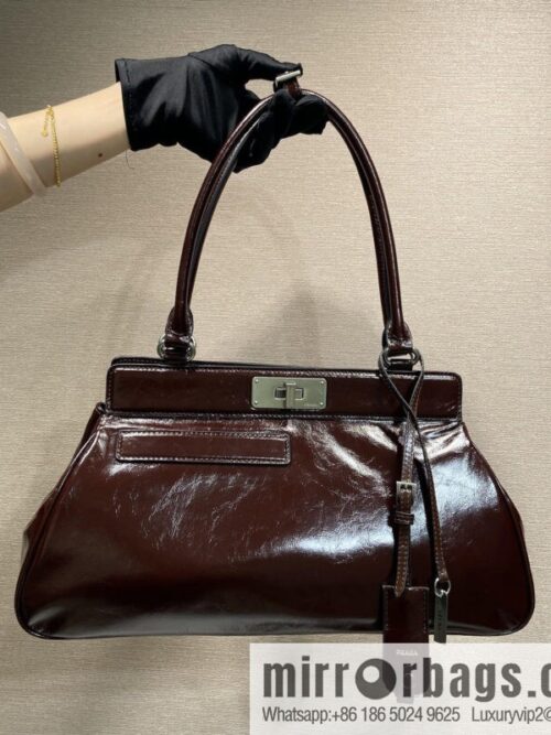 wsxc1746288040739_0_jpg-800x800b0rh4lw3el126010_20250626001302.jpg PRADA\'s new product 1BG569 oil wax leather, burgundy