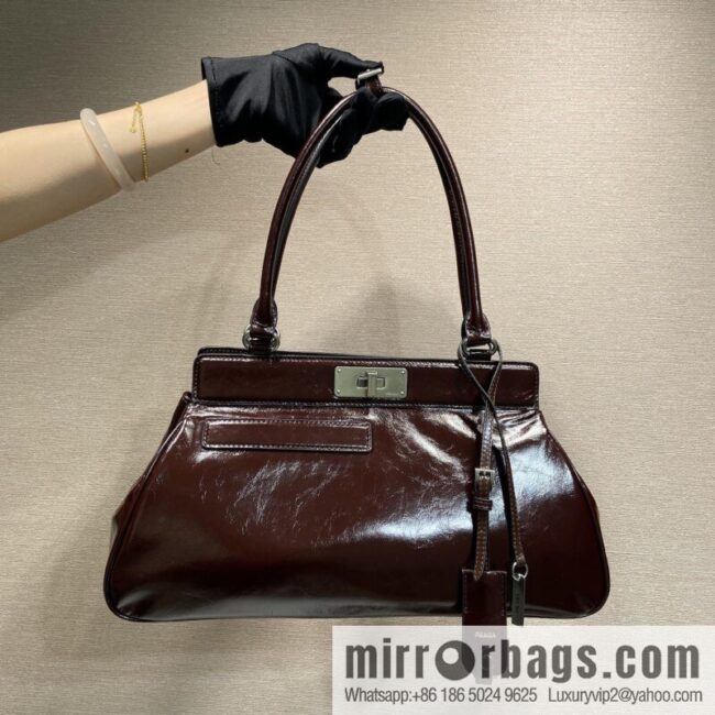 PRADA\'s new product 1BG569 oil wax leather, burgundy