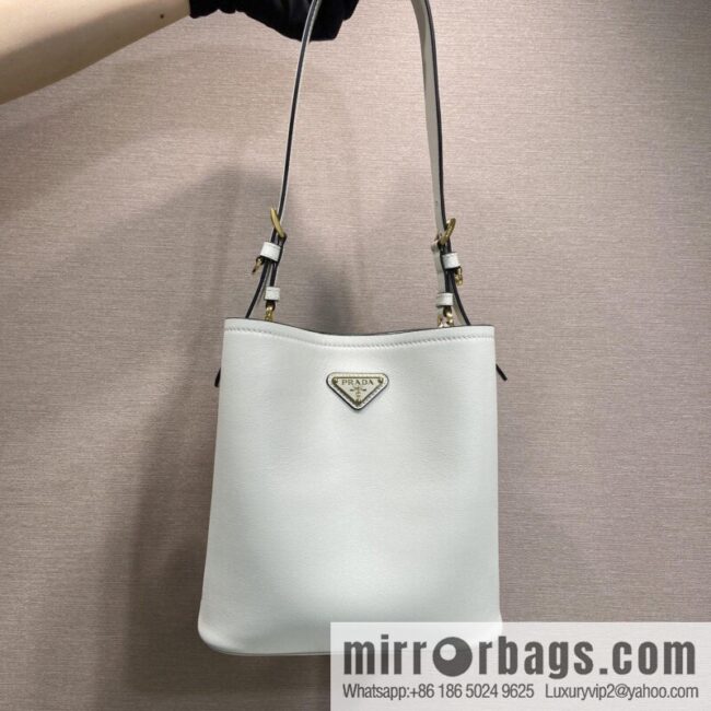 wsxc1746288706746_0_jpg-800x800wsdch4llkqf25959_20250626001118.jpg PRADA\'s new 1BE080 bucket bag, white