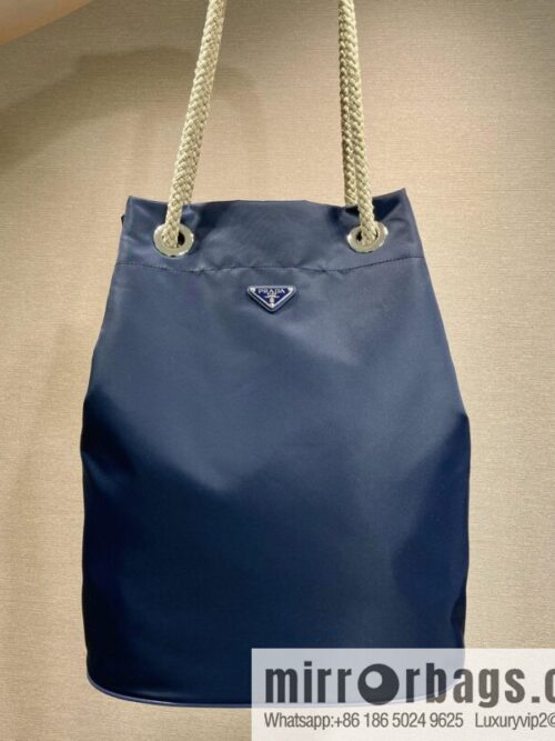 wsxc1746370679789_0_jpg-800x800aidm0pvnvsg25780_20250626000515.jpg PRADA men\'s bucket bag 2VG133 catwalk model, blue