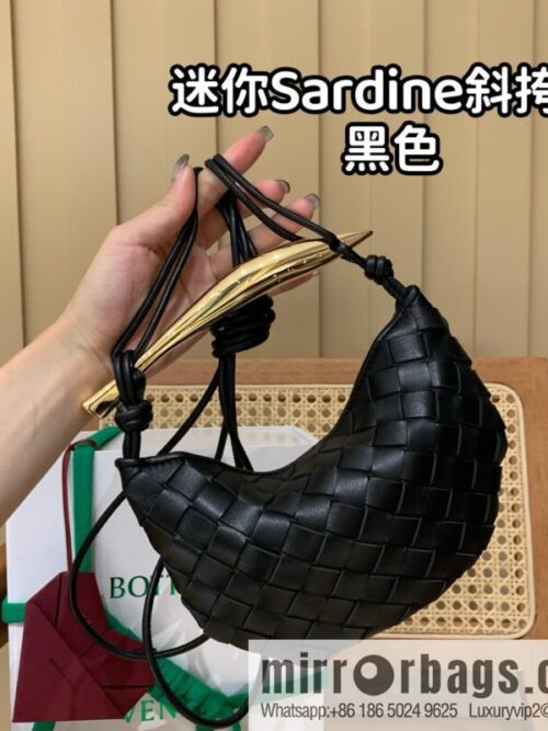 wsxc1746441170282_0_jpg-800x800hmzon45hie125599_20250625235939.jpg BV Mini Sardine Crossbody Bag 744267 Black