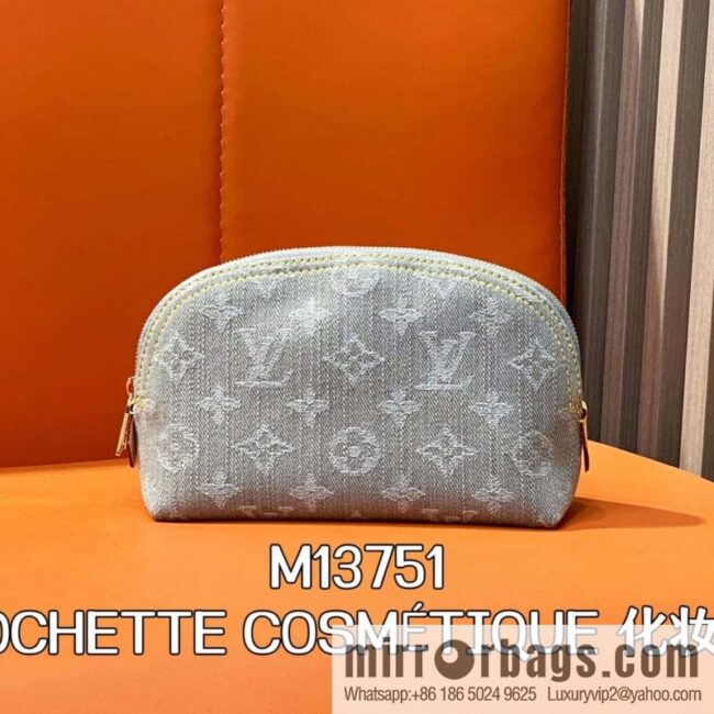 [Boutique‑grade] M13751 gray denim denim, variable code chip version cosmetic bag POCHETTE COSMÉTIQUE cosmetic bag
