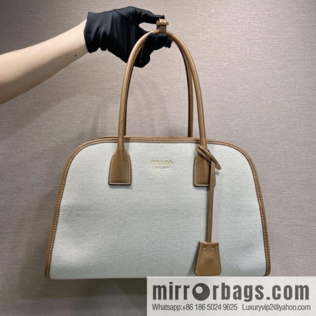 PRADA\'s new tote bag 1BG572 brown