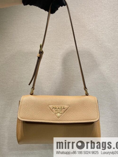 wsxc1747316368782_0_jpg-800x800z4jwc00ggrj14134_20250625181527.jpg PRADA new 1BN022 brown