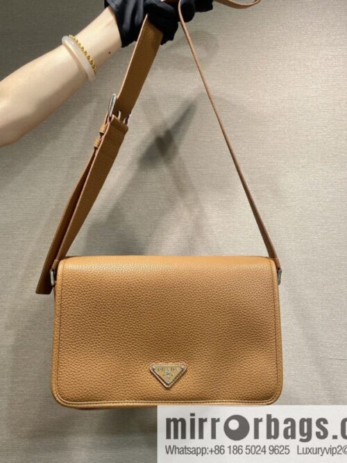 wsxc1748533998864_0_jpg-800x800j1hp1jwocyj12583_20250625172824.jpg PRADA 🎉 new mailman bag 🎉 2VD075 🎉🎉 caramel color