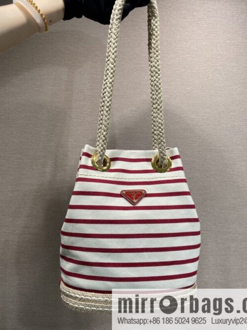 wsxc1748870935106_0_jpg-800x800dvycd2cpwkw6935_20250625033749.jpg PRADA 🎉 new bucket bag 🎉 1BE082 striped 🎉🎉 red stripes