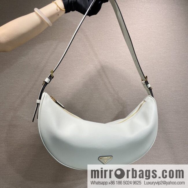 PRADA 🎉 new 🎉 1BC255 armpit bag 🎉🎉 white