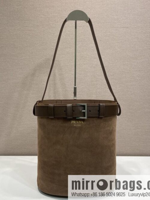 wsxc1748960156287_0-800x8002kwlc0xeimv6287_20250625033115.jpg PRADA 🎉 new bucket bag 🎉 1BE085 suede🎉🎉