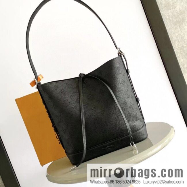 LV M12139 Flores