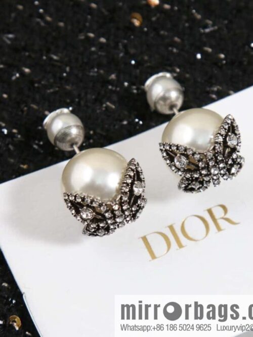 2023112013032940-800x800weqg410iwhl129938_20250702213002.jpg New ☑️ Dior full diamond butterfly size pearl stud earrings