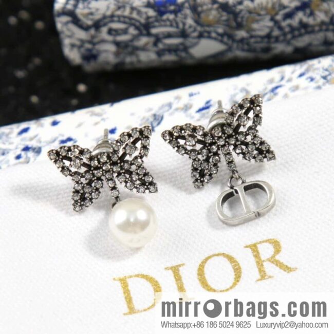 New ☑️ Dior full diamond butterfly pearl CD stud earrings