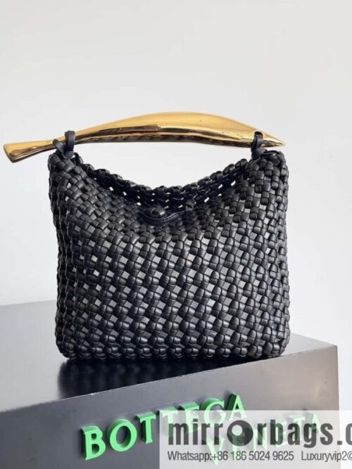Bv new nappa small sheepskin field character woven sardines woven bag, model; 731166 black