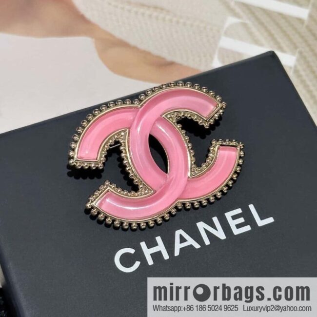 ❗️New ❗️ ☀️ New ☑️ Chanel Double C Pink Glazed Brooch ☀️