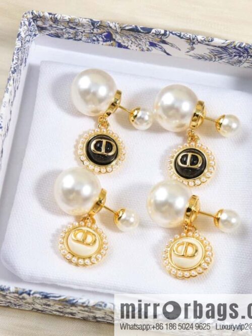 IMG_0130-800x8000gpmiuctpfg129872_20250702212814.jpg New ☑️ Dior CD drip oil size pearl stud earrings