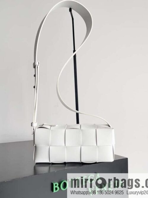 B Unisex same BRICK CASSETTE long shoulder strap series crossbody bag shoulder backpack model; 729251 white