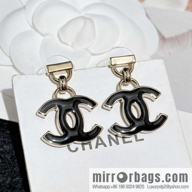 ❗️New ❗️☀️ new ☑️ chanel c2 black drip double c stud earrings ☀️