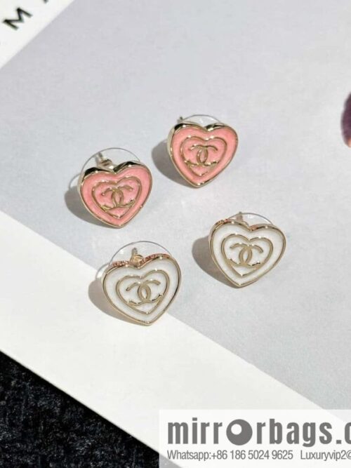 IMG_0174-800x800awfpyjr0g0k91174_20250702002530.jpg ❗️New ❗️☀️ New ☑️ Chanel c1 double love peach heart double c bead stud earrings ☀️