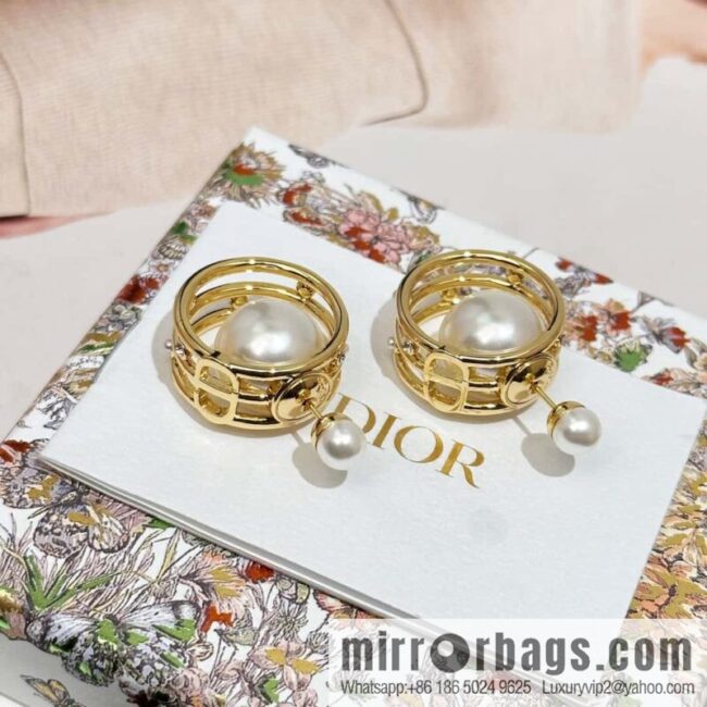 New ☑️ DIOR CD size pearl earrings stud earrings