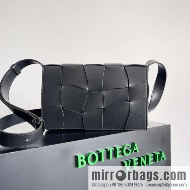 Bv new cassette wavy shape, shoulder backpack model; 755161 black