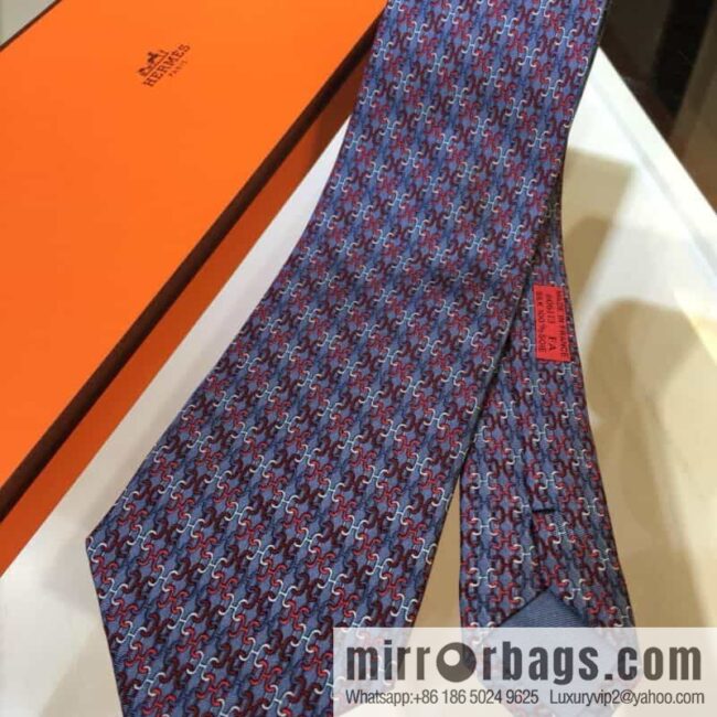 IMG_0331-800x8001t5345jm1bv93203_20250702012533.jpg Hermes 100% top twill silk + wool inner three-color chain tie