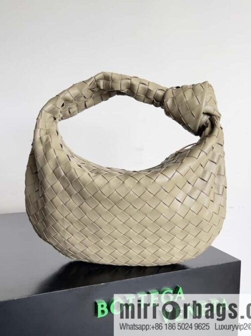 Bv2022 new product, medium Jodie braided knotted round hobo bag, model number: 690225 taupe.