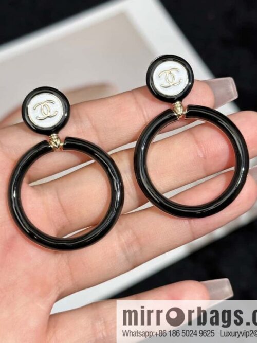 IMG_0364-800x800slxhpjhae0i90948_20250702001844.jpg ❗️New ❗️☀️ new ☑️ chanel c2 double c black ring stud earrings ☀️