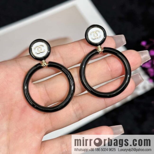 IMG_0364-800x800slxhpjhae0i90948_20250702001844.jpg ❗️New ❗️☀️ new ☑️ chanel c2 double c black ring stud earrings ☀️