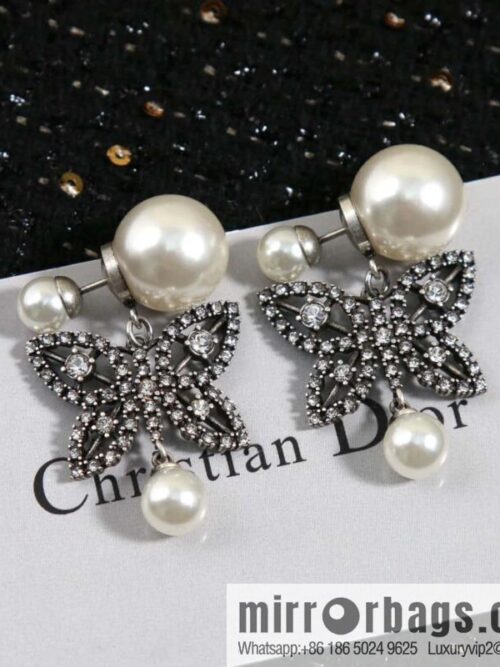 IMG_0406-800x800ly5h01qjhl0129795_20250702212602.jpg New ☑️ DIOR size pearl bow stud earrings