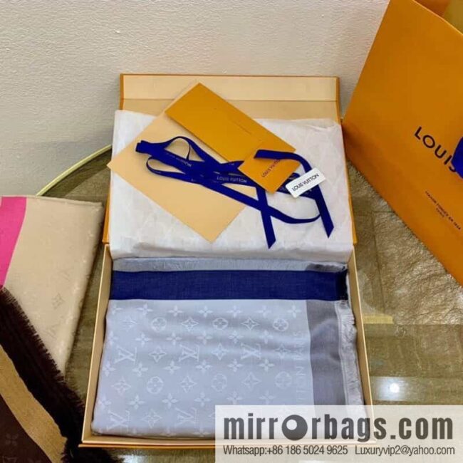 LV Louis Vuitton On The Edge Monogram Wool Mulberry Silk Blended Shawl M76371 M76465 M76372