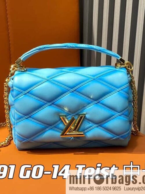 [Boutique‑grade] M22891 water blue, full leather rhombus chain bag series GO-14 Teist medium handbag M22890 GO-14 medium handbag