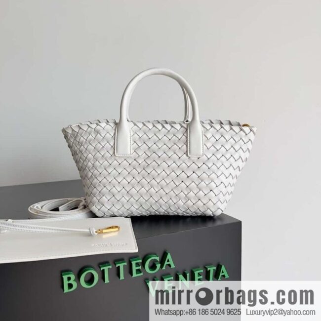 BV Mini Cabat Limited Edition mini vegetable basket BAG model; 709464 white