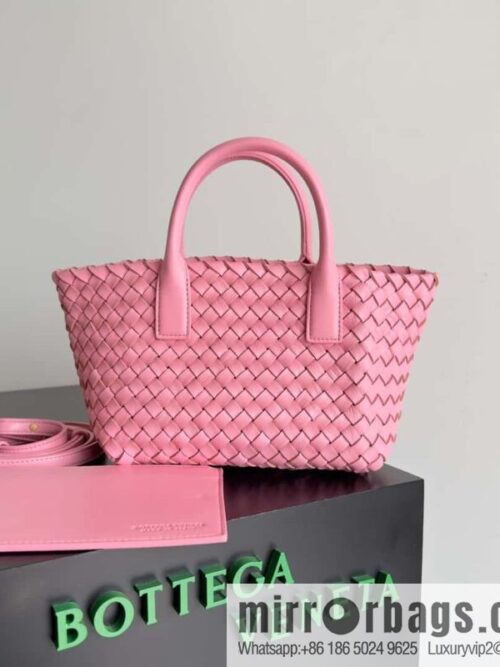BV Mini Cabat limited edition mini vegetable basket BAG model; 709464 pink